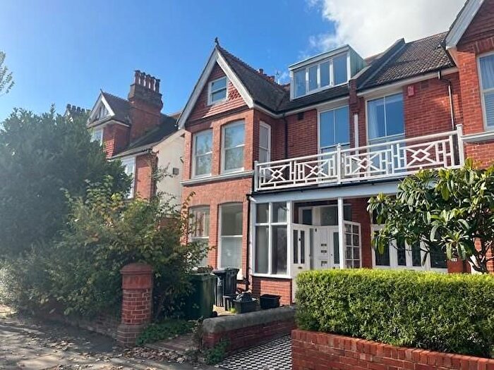 1 Bedroom Flat To Rent In Pembroke Avenue, Hove, BN3