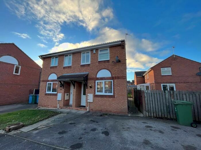 2 Bedroom Semi-Detached House To Rent In Welham Grove, Retford, DN22