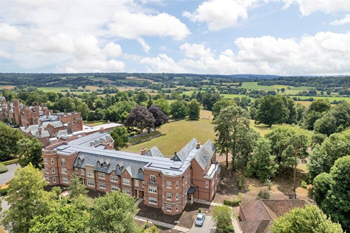 3 Bedroom Flat For Sale In Penshurst Road, Penshurst, Tonbridge, Kent, TN11