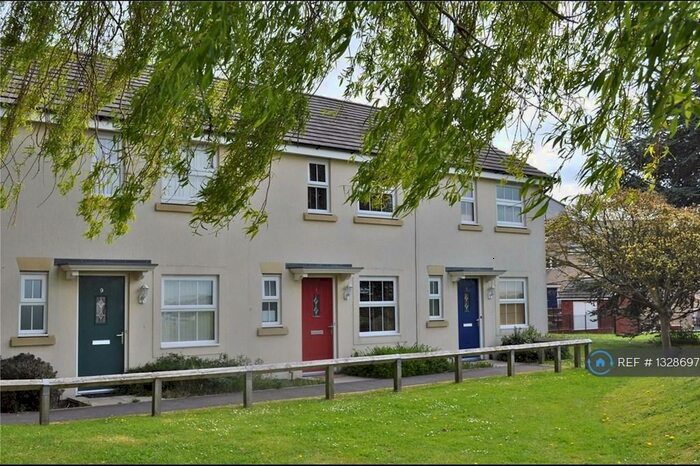 3 Bedroom Terraced House To Rent In Wayte Street, Swindon, SN2