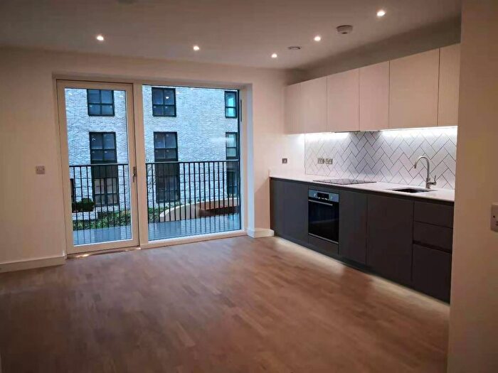 Studio To Rent In Watson House, The Green Quarter, Southall, UB1