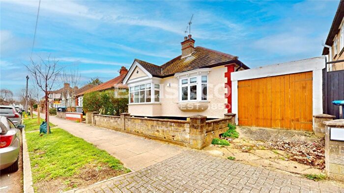 2 Bedroom Bungalow To Rent In Beaumont Avenue, Wembley, HA0