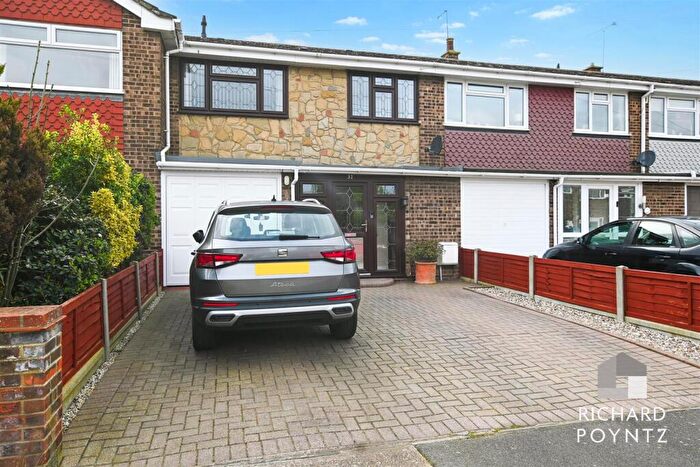 3 Bedroom Terraced House For Sale In Fairview, Canvey Island, SS8