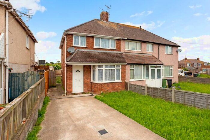 3 Bedroom Semi-Detached House To Rent In Cavendish Road Patchway, BS34