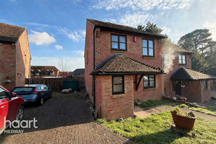 3 Bedroom Semi Detached House For Sale In Alex Hughes Close, Snodland, ME6