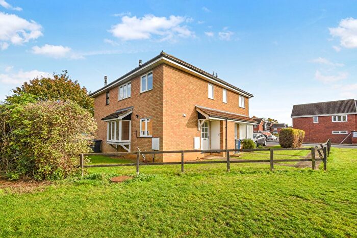 2 Bedroom Detached House For Sale In Beaver Close, Eaton Socon, PE19