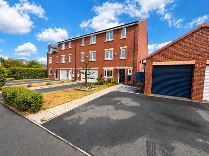 4 Bedroom Town House For Sale In Watson Park, Spennymoor, DL16