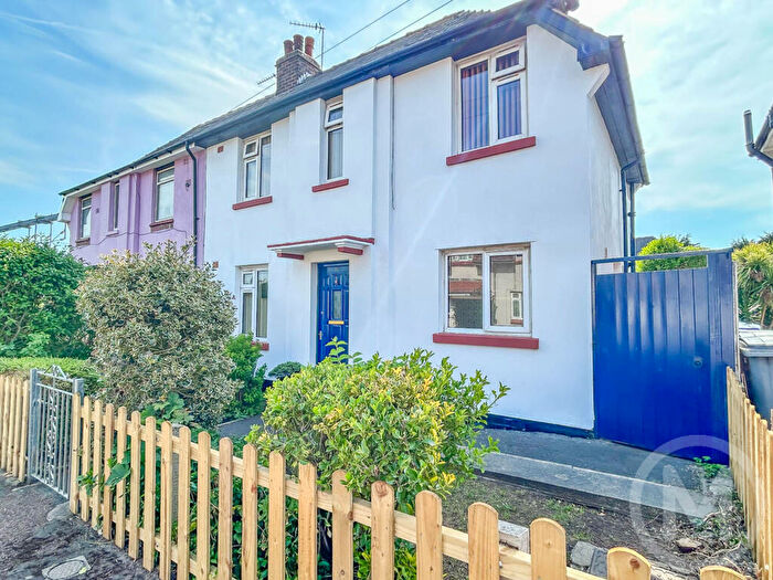 3 Bedroom Semi Detached House For Sale In Fielding Road, Blackpool, FY1