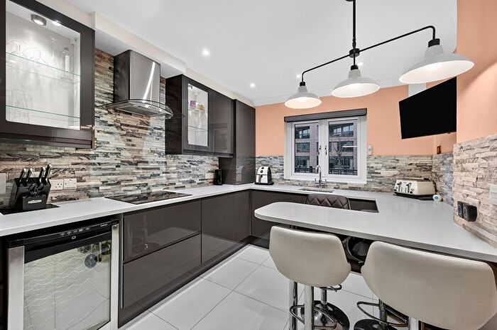 3 Bedroom Terraced House For Sale In Balladier Walk, East India And Lansbury, E14