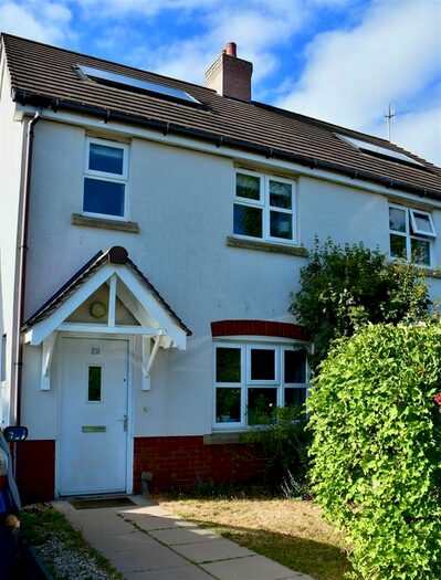 2 Bedroom Semi-Detached House For Sale In Coppice Close, Hallow, Worcester, WR2