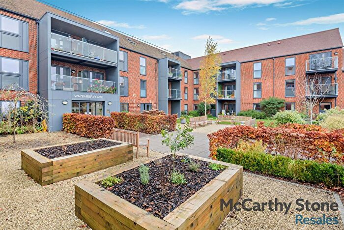 1 Bedroom Flat For Sale In Wayfarer Place, The Dean, Alresford, SO24