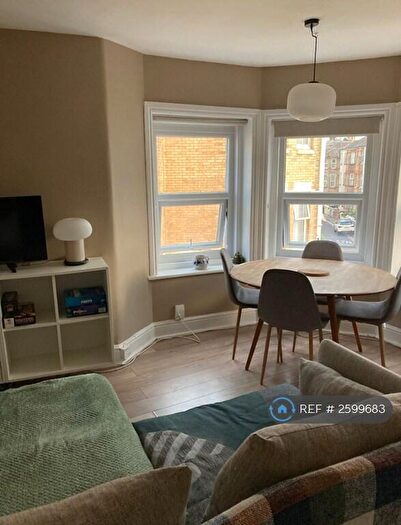 2 Bedroom Flat To Rent In Purbeck Road, Bournemouth, BH2