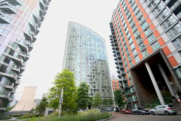 Studio To Rent In Fairmont Avenue, Canary Wharf, London, E14