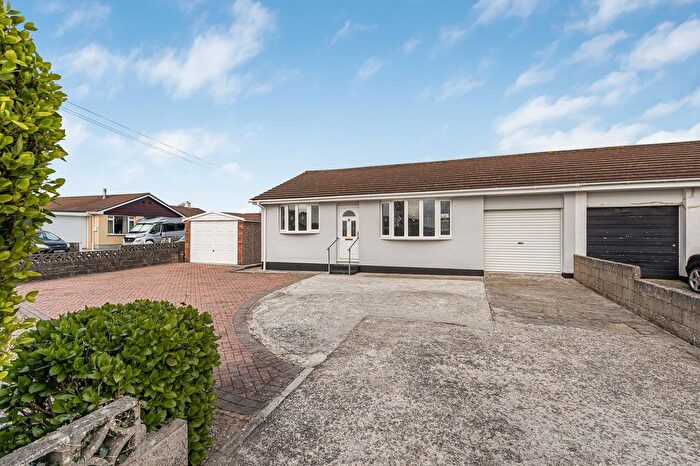 2 Bedroom Semi-Detached Bungalow For Sale In Rosenannon Road, Illogan Downs, TR15