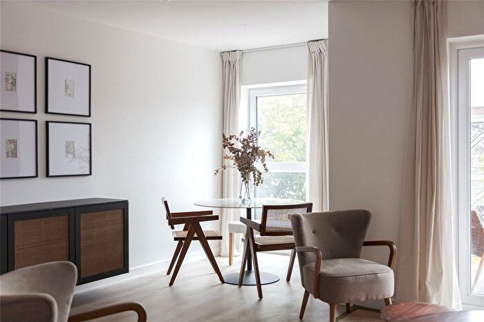 2 Bedroom Flat For Sale In The Sidings, Station Road, Paddock Wood, Kent, TN12