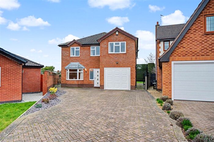 4 Bedroom Detached House For Sale In Manorleigh, Breaston, DE72