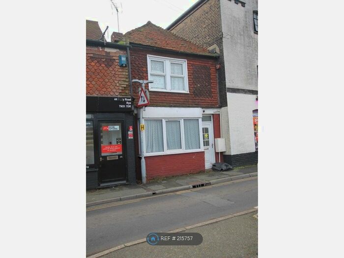 2 Bedroom Flat To Rent In Ferry Road, Rye, TN31