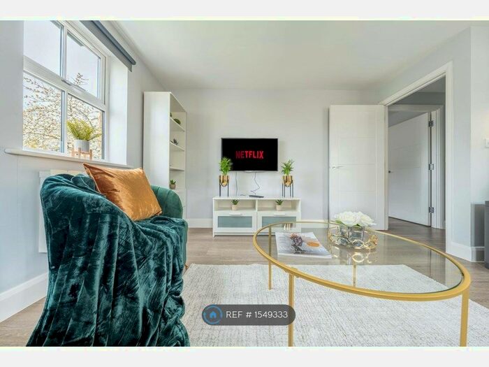 1 Bedroom Flat To Rent In Central Maidenhead, Maidenhead, SL6