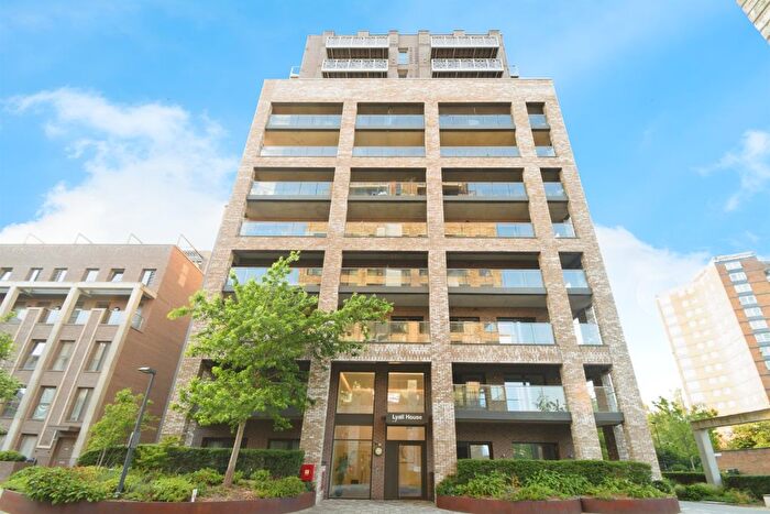 1 Bedroom Flat For Sale In Shipbuilding Way, London, E13
