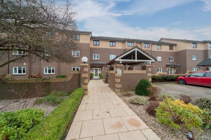 2 Bedroom Apartment To Rent In Braemar Court, Hazelden Gardens, Muirend, East Renfrewshire, G44