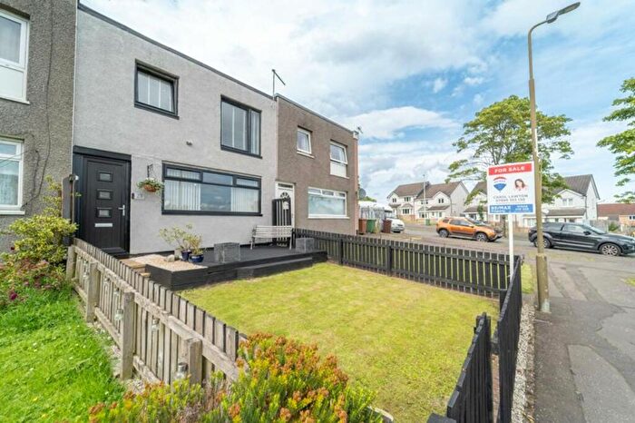 3 Bedroom Terraced House For Sale In Carledubs Crescent, Uphall, EH52
