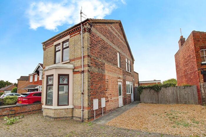 2 Bedroom Flat For Sale In Glebe Road, Peterborough, PE2