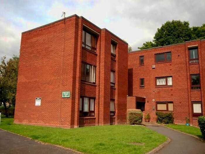 2 Bedroom Flat To Rent In Willow Court, Sutton Coldfield B74