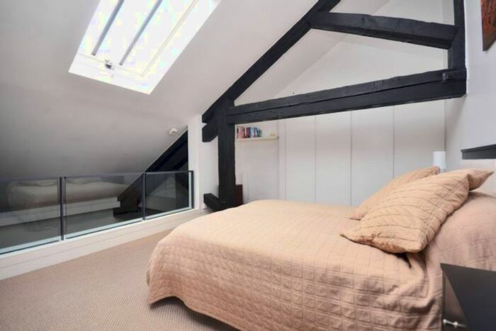 1 Bedroom Flat To Rent In The Highway, Wapping, London, E1W