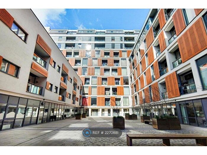 1 Bedroom Flat To Rent In Wandsworth Road, London, SW8