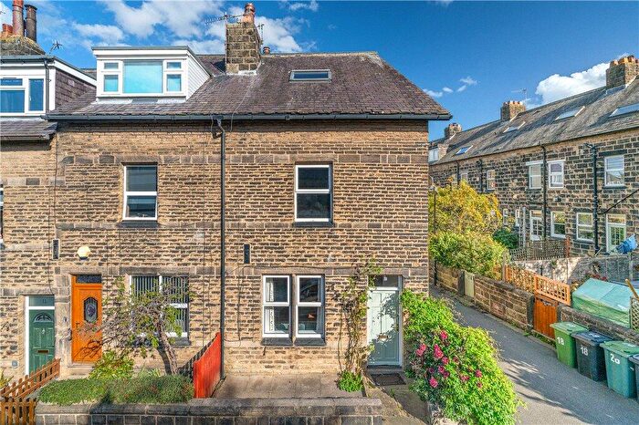 3 Bedroom End Of Terrace House For Sale In Granville Place, Otley, West Yorkshire, LS21