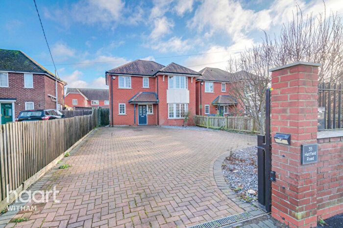 4 Bedroom Detached House For Sale In Hatfield Road, Witham, CM8