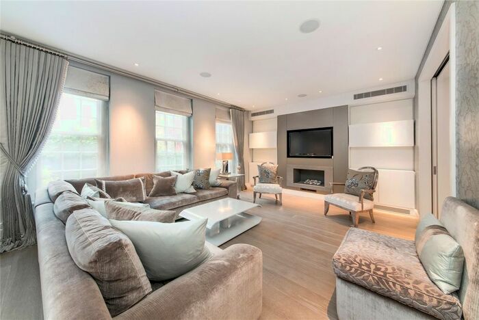 5 Bedroom Terraced House To Rent In Shepherds Close, Mayfair, London, W1K