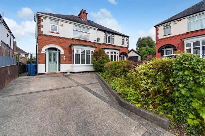 3 Bedroom House For Sale In Mill Hill Crescent, Cleethorpes, DN35