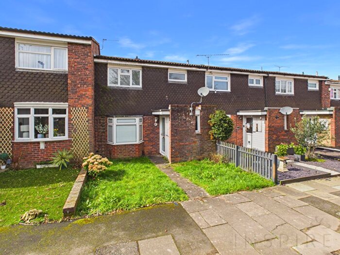 3 Bedroom Terraced House For Sale In Waddington Close, Crawley, RH11