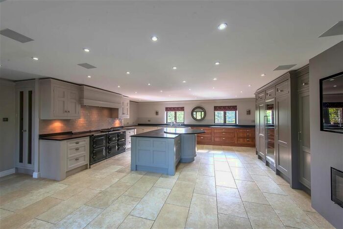 6 Bedroom Detached House To Rent In Teston Road, Offham, West Malling, ME19