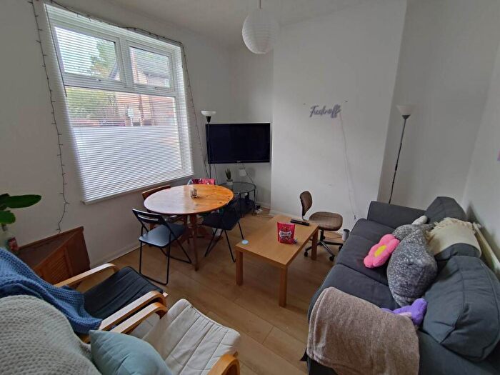 4 Bedroom House To Rent In Coburn Street, Cathays, CF24