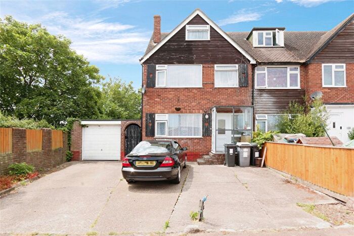 5 Bedroom Semi-detached House For Sale In Southbourne Road, Bournemouth, Dorset, BH6