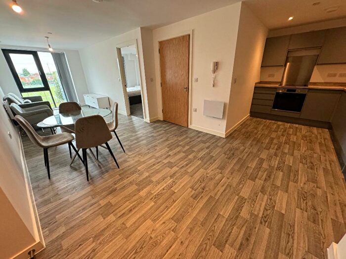 1 Bedroom Apartment To Rent In Stockport Road, Ardwick, Manchester, M13