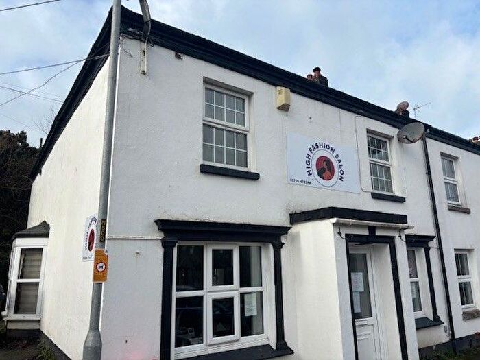 2 Bedroom Flat To Rent In Harbour Road, Par, PL24