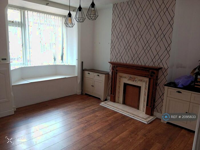 4 Bedroom Terraced House To Rent In Oxford Street, Coalville, LE67