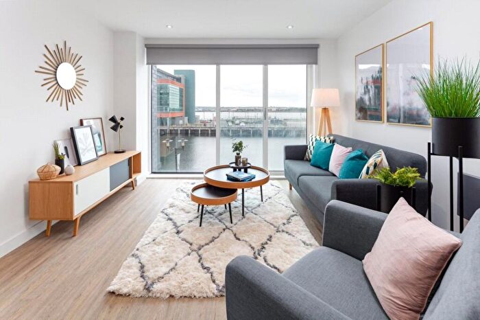 2 Bedroom Penthouse To Rent In William Jessop Way, Liverpool, Merseyside, L3