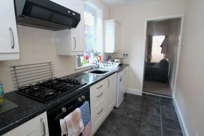 3 Bedroom Property To Rent In Montague Road, Clarendon Park, Leicester LE2