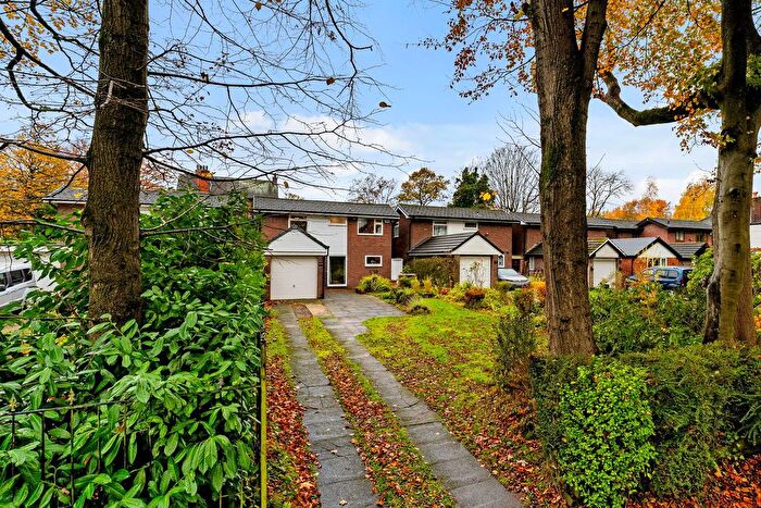 4 Bedroom Detached House For Sale In Ellesmere Road, Ellesmere Park, Monton, M30