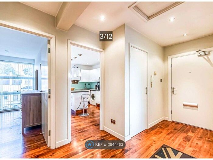 2 Bedroom Flat To Rent In Albion Road, London, N16
