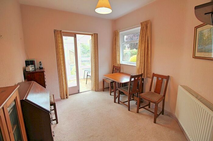 2 Bedroom Semi-Detached Bungalow For Sale In Primrose Hill, Oadby, Leicester, LE2