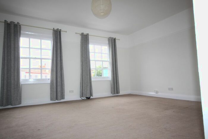 Studio To Rent In Montpelier Vale, Blackheath, SE3