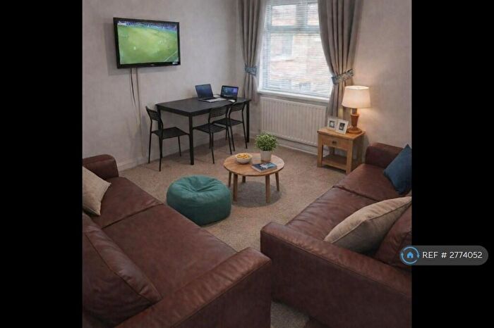 4 Bedroom Terraced House To Rent In Midland Avenue, Nottingham, NG7