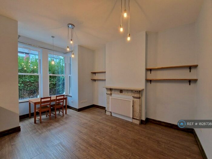 1 Bedroom Flat To Rent In London, London, N6