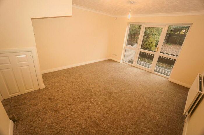 2 Bedroom Mews To Rent In Greensmith Way, Westhoughton, BL5