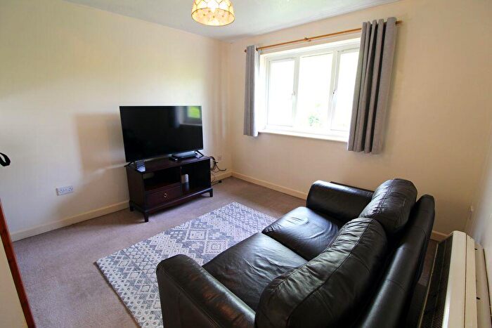 1 Bedroom Apartment For Sale In Chequers Court, Bradley Stoke, BS32